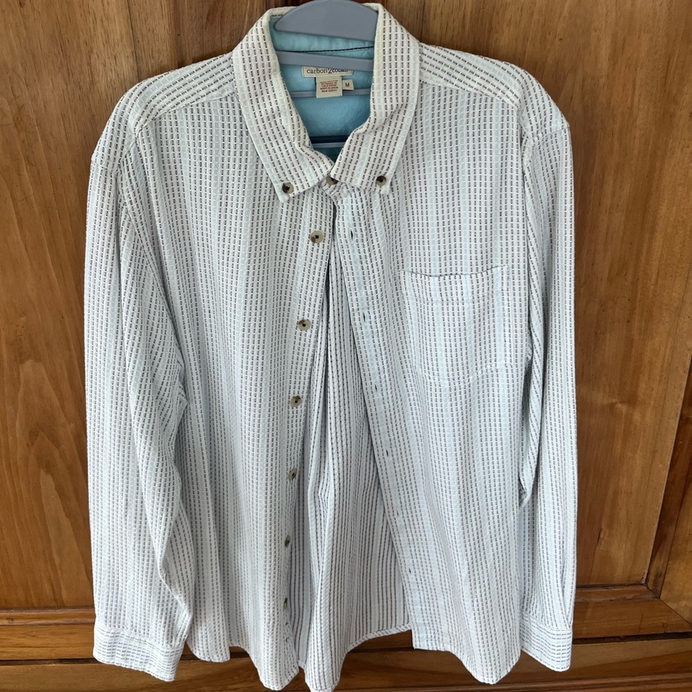 Men’s carbon to cobalt button down shirt M